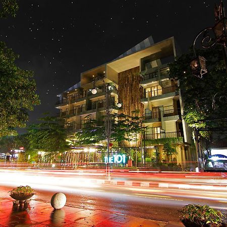 Отель The 1O1 Bandung Dago Экстерьер фото