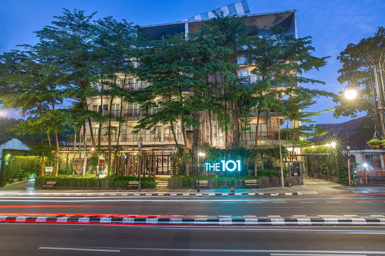 Отель The 1O1 Bandung Dago Экстерьер фото