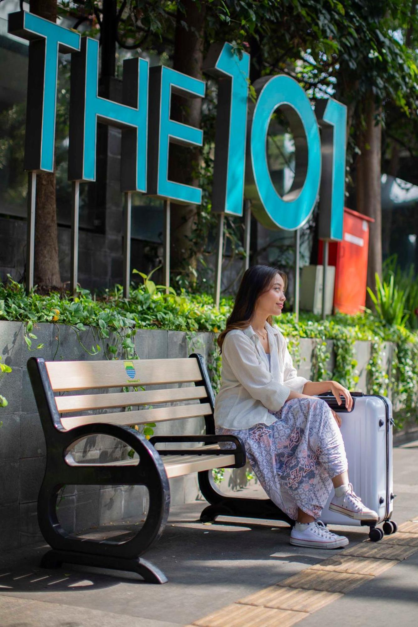 Отель The 1O1 Bandung Dago Экстерьер фото