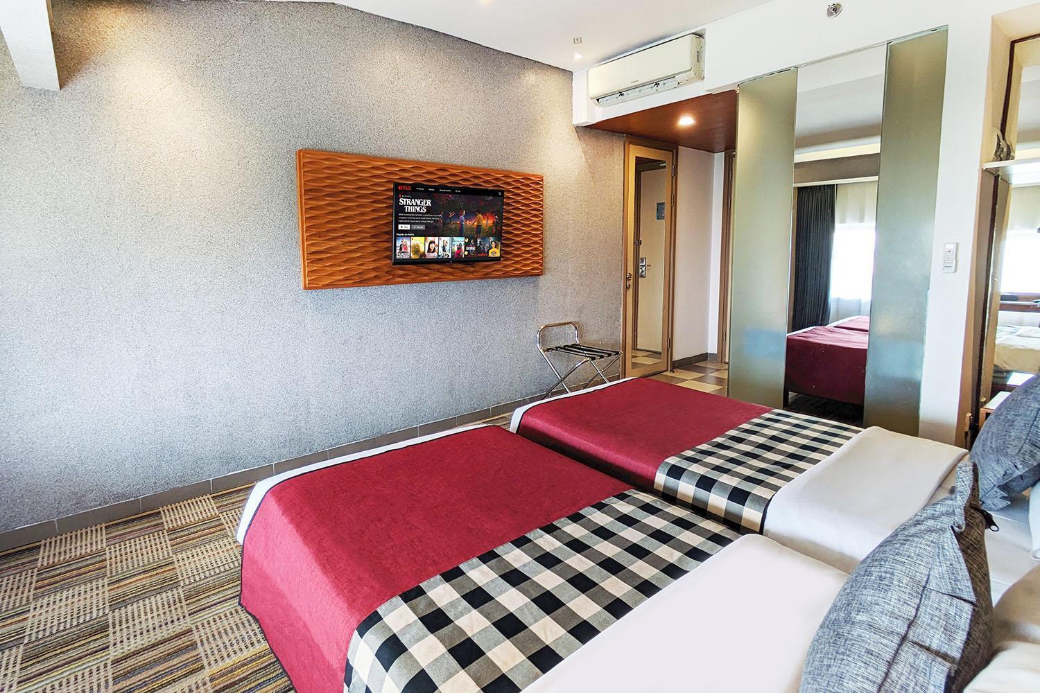 Отель The 1O1 Bandung Dago Экстерьер фото